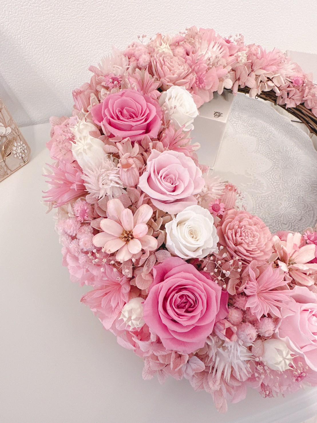 【人気 三日月リース】ロゼブロッサム クレセント 〜桃色の季節〜 結婚祝い ピンク 桜色 春限定2026 新作 ギフト | 3枚目